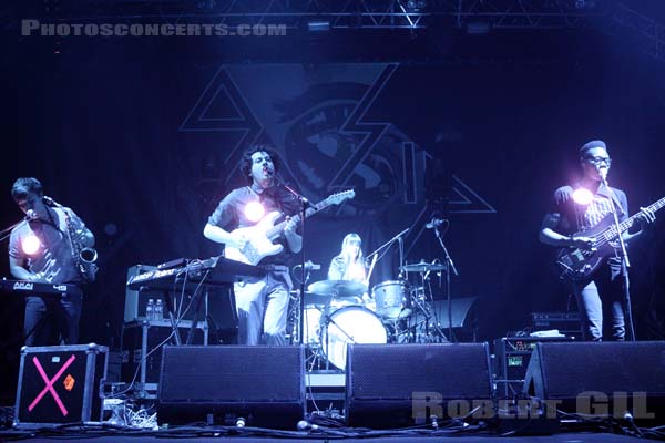 METRONOMY - 2010-12-09 - PARIS - Bercy - 